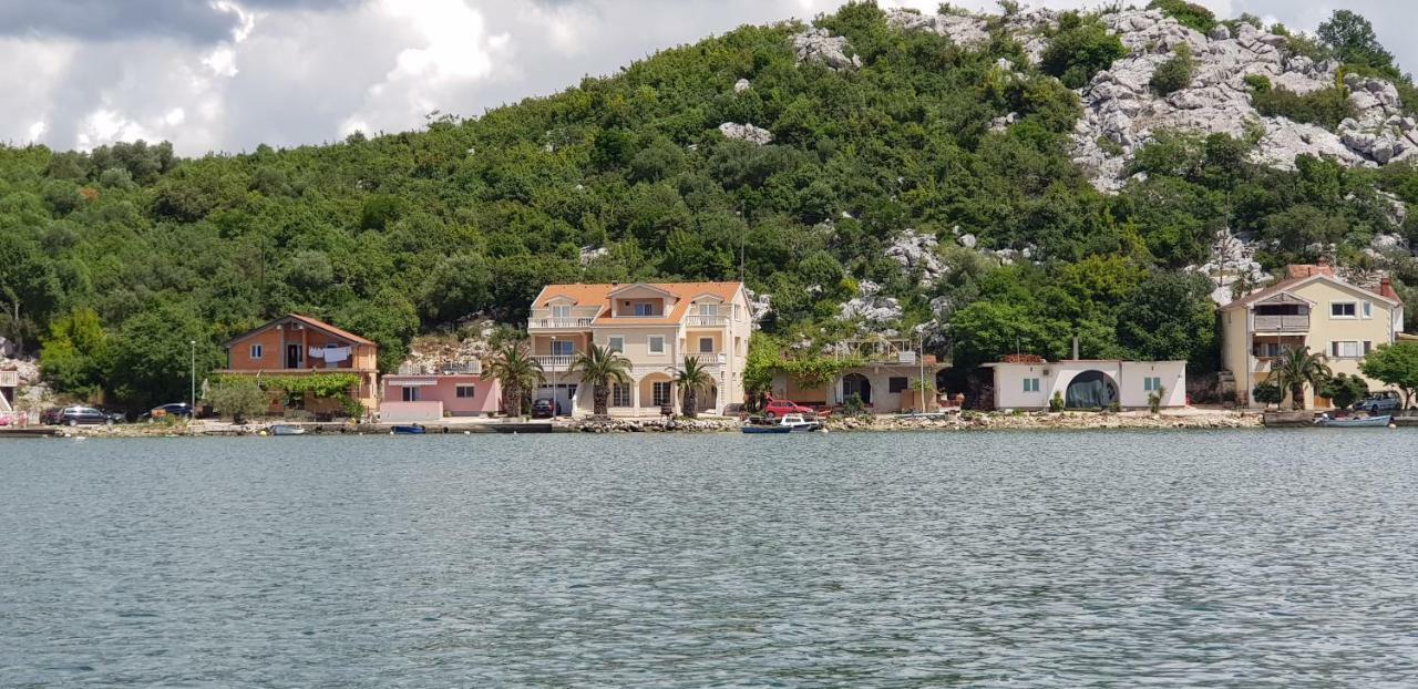 Damic Ploce (Dubrovnik-Neretva)