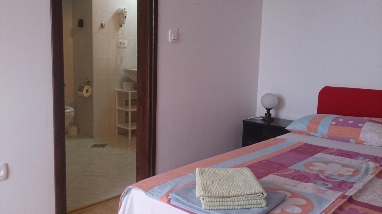 Damic * Ploce (Dubrovnik-Neretva)